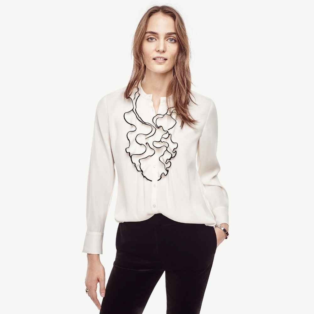 NWT Ann Taylor Petite Piped Ruffle Blouse